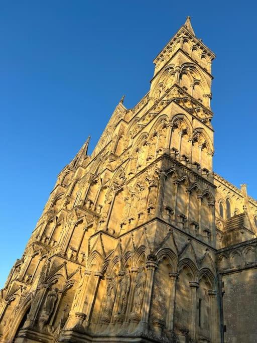 New Studio Apartment - Minutes Walk To Cathedral Salisbury Buitenkant foto